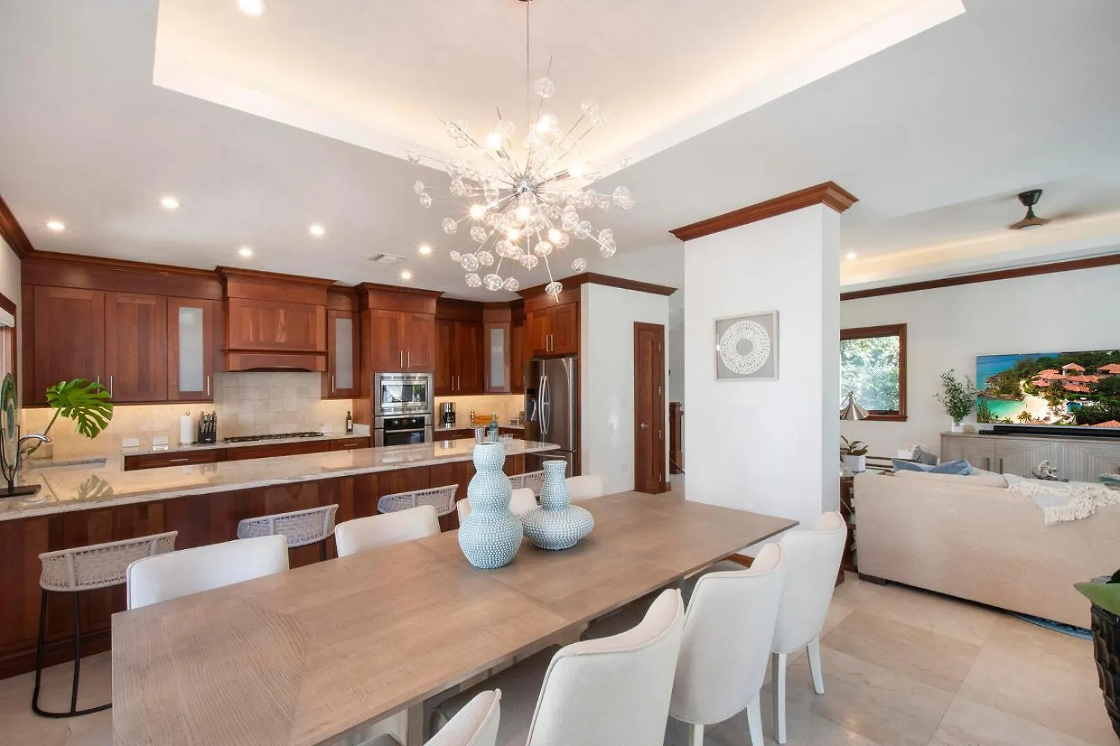 Casa Luna 16 - Gated Seaside Village With Shared Pool, Jacquzi, & Beach Cove 조지 타운 0*,  케이맨 제도